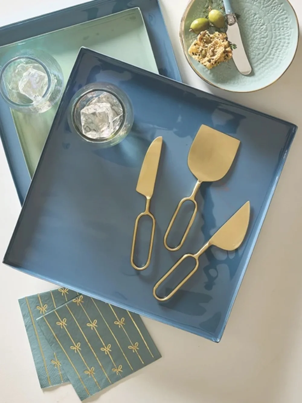 Santa Barbara Design Studio - Loop Gold Handle Cheese Knives - NWT